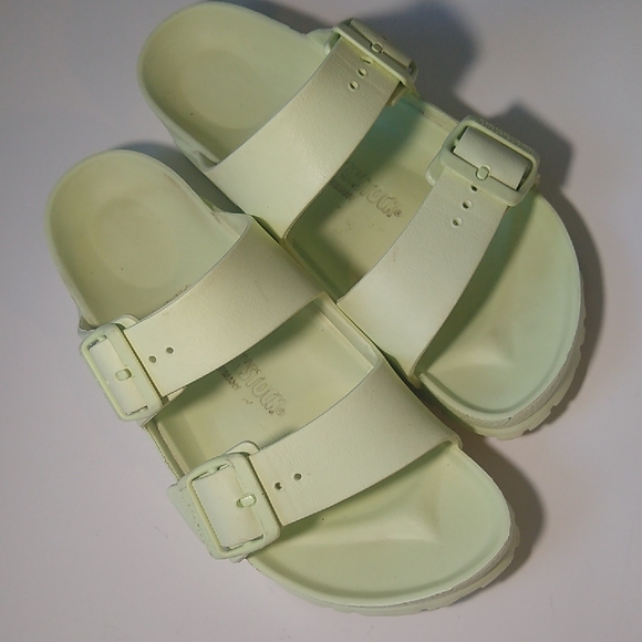 Birkenstock size 37 light green slide sandals - Picture 5 of 7